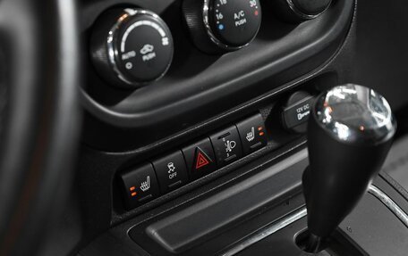 Jeep Liberty (Patriot), 2012 год, 1 195 000 рублей, 10 фотография
