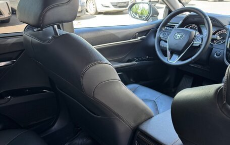 Toyota Camry, 2018 год, 3 100 000 рублей, 8 фотография