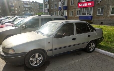 Daewoo Nexia I рестайлинг, 2003 год, 65 000 рублей, 2 фотография