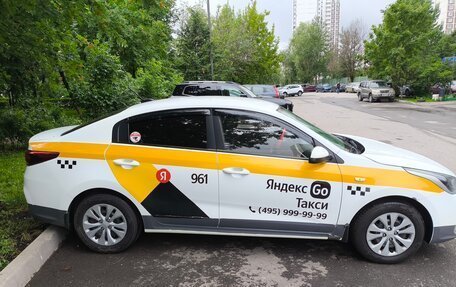 KIA Rio IV, 2018 год, 980 000 рублей, 3 фотография