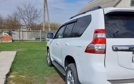 Toyota Land Cruiser Prado 150 рестайлинг 2, 2016 год, 4 700 000 рублей, 6 фотография