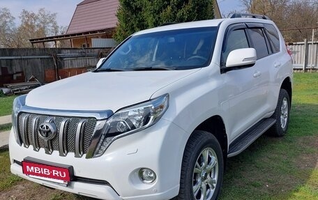 Toyota Land Cruiser Prado 150 рестайлинг 2, 2016 год, 4 700 000 рублей, 11 фотография