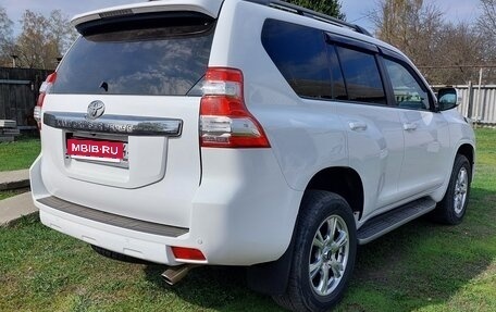 Toyota Land Cruiser Prado 150 рестайлинг 2, 2016 год, 4 700 000 рублей, 7 фотография