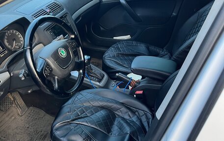 Skoda Octavia, 2012 год, 800 000 рублей, 3 фотография