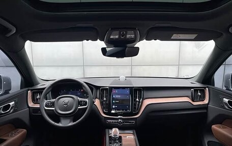 Volvo XC60 II, 2022 год, 3 690 000 рублей, 13 фотография
