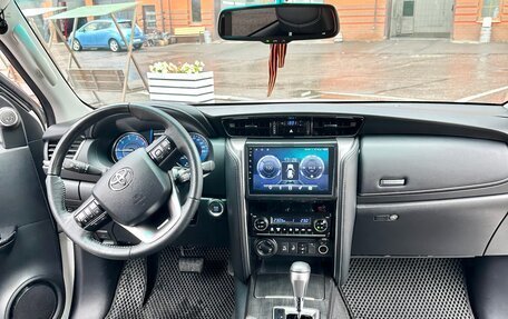Toyota Fortuner II, 2022 год, 6 200 000 рублей, 4 фотография