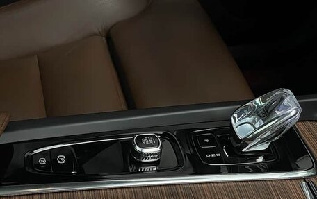 Volvo XC60 II, 2022 год, 3 690 000 рублей, 18 фотография