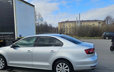 Volkswagen Jetta VI, 2016 год, 1 350 000 рублей, 2 фотография