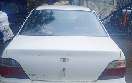 Daewoo Nexia I рестайлинг, 1998 год, 65 000 рублей, 3 фотография