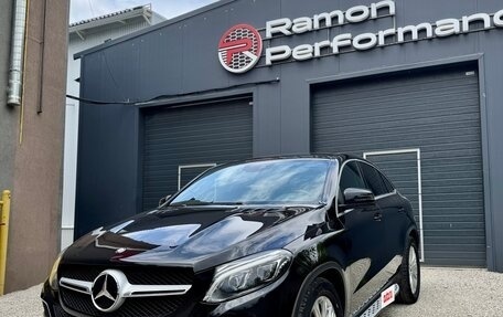 Mercedes-Benz GLE Coupe, 2016 год, 4 250 000 рублей, 2 фотография