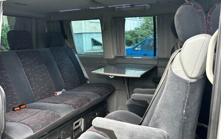 Volkswagen Multivan T4, 2001 год, 1 000 000 рублей, 10 фотография