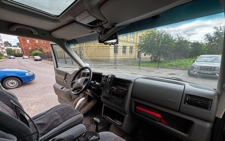 Volkswagen Multivan T4, 2001 год, 1 000 000 рублей, 13 фотография