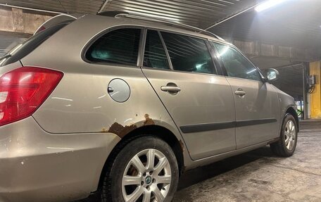 Skoda Fabia II, 2008 год, 240 000 рублей, 3 фотография