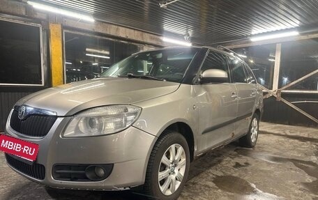 Skoda Fabia II, 2008 год, 240 000 рублей, 7 фотография
