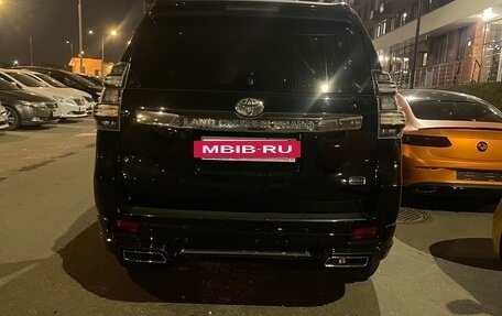 Toyota Land Cruiser Prado 150 рестайлинг 2, 2017 год, 3 250 000 рублей, 4 фотография