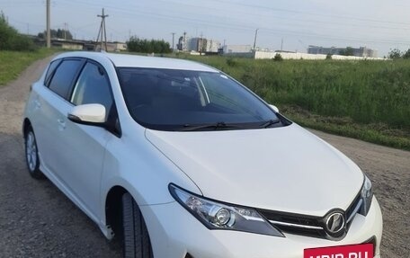 Toyota Auris II, 2013 год, 1 330 000 рублей, 5 фотография
