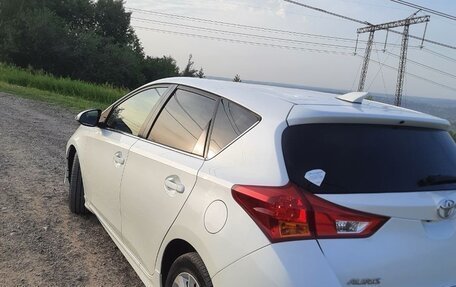 Toyota Auris II, 2013 год, 1 330 000 рублей, 9 фотография