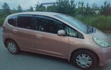Honda Fit III, 2012 год, 970 000 рублей, 8 фотография