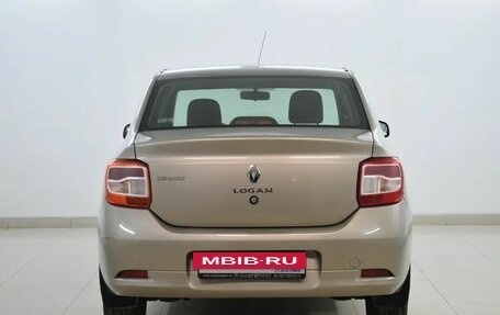 Renault Logan II, 2016 год, 799 000 рублей, 3 фотография