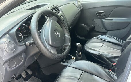 Renault Logan II, 2017 год, 500 000 рублей, 8 фотография