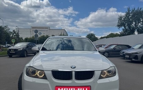 BMW 3 серия, 2008 год, 1 700 000 рублей, 3 фотография