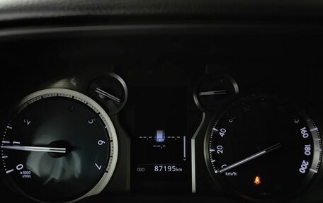 Toyota Land Cruiser Prado 150 рестайлинг 2, 2021 год, 5 895 000 рублей, 14 фотография