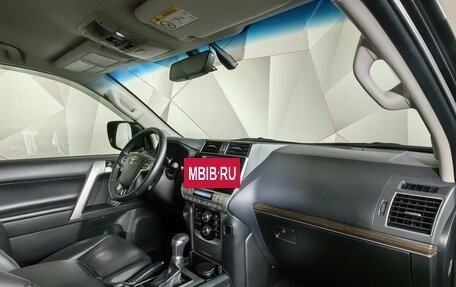 Toyota Land Cruiser Prado 150 рестайлинг 2, 2021 год, 5 895 000 рублей, 9 фотография