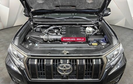 Toyota Land Cruiser Prado 150 рестайлинг 2, 2021 год, 5 895 000 рублей, 21 фотография