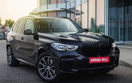 BMW X5, 2021 год, 6 650 000 рублей, 3 фотография