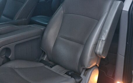 Hyundai Grand Starex Grand Starex I рестайлинг 2, 2013 год, 1 990 000 рублей, 14 фотография