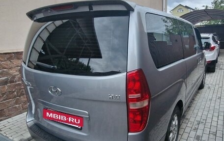 Hyundai Grand Starex Grand Starex I рестайлинг 2, 2013 год, 1 990 000 рублей, 21 фотография