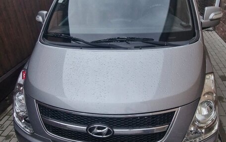 Hyundai Grand Starex Grand Starex I рестайлинг 2, 2013 год, 1 990 000 рублей, 22 фотография