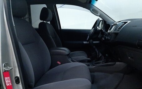 Toyota Hilux VII, 2013 год, 1 690 000 рублей, 12 фотография