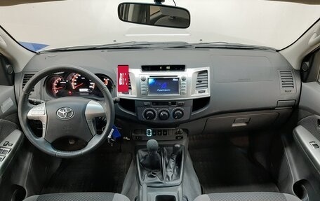 Toyota Hilux VII, 2013 год, 1 690 000 рублей, 10 фотография