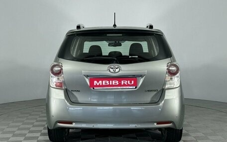 Toyota Verso I, 2011 год, 1 150 000 рублей, 6 фотография