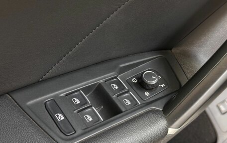 Volkswagen Tiguan II, 2018 год, 2 450 000 рублей, 12 фотография