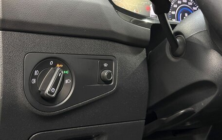 Volkswagen Tiguan II, 2018 год, 2 450 000 рублей, 14 фотография