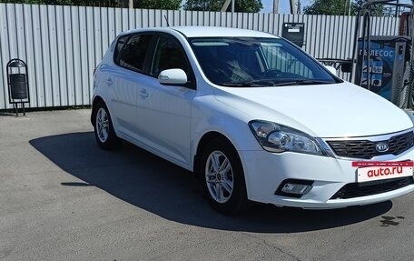 KIA cee'd I рестайлинг, 2011 год, 855 000 рублей, 2 фотография