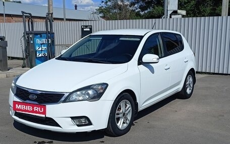 KIA cee'd I рестайлинг, 2011 год, 855 000 рублей, 3 фотография