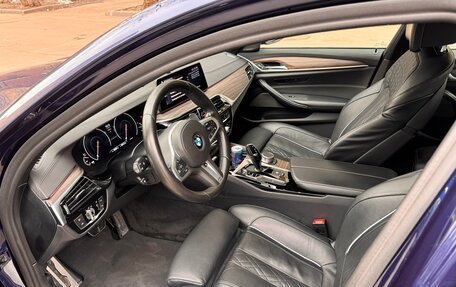 BMW 5 серия, 2019 год, 4 650 000 рублей, 2 фотография
