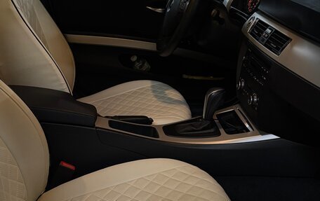 BMW 3 серия, 2011 год, 1 500 000 рублей, 13 фотография