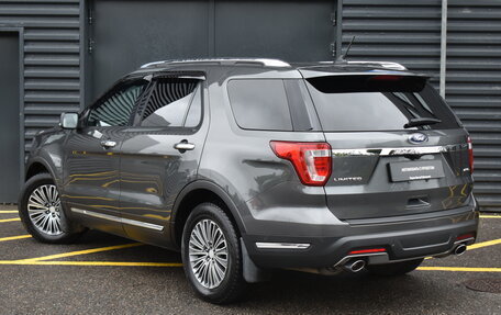Ford Explorer VI, 2018 год, 3 270 000 рублей, 6 фотография
