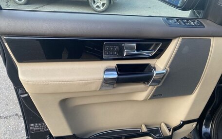 Land Rover Discovery IV, 2013 год, 2 500 000 рублей, 36 фотография