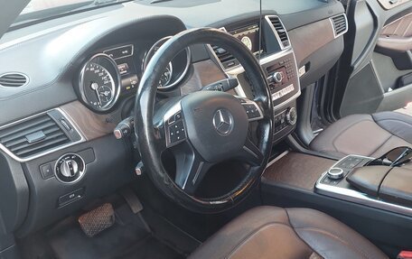 Mercedes-Benz GL-Класс, 2015 год, 2 500 000 рублей, 6 фотография