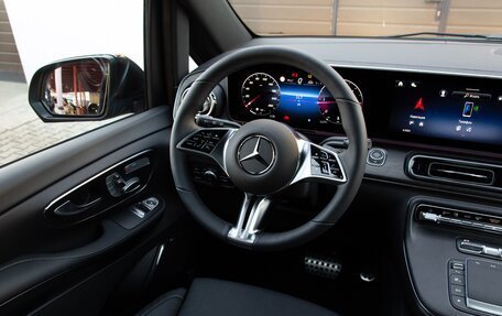 Mercedes-Benz V-Класс, 2024 год, 13 990 000 рублей, 33 фотография