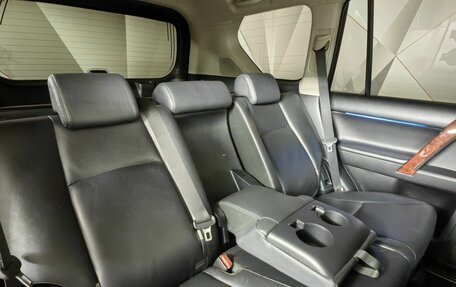Toyota Land Cruiser Prado 150 рестайлинг 2, 2016 год, 3 497 000 рублей, 17 фотография