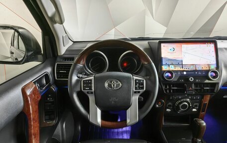 Toyota Land Cruiser Prado 150 рестайлинг 2, 2016 год, 3 497 000 рублей, 19 фотография