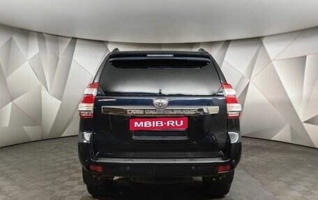 Toyota Land Cruiser Prado 150 рестайлинг 2, 2016 год, 3 497 000 рублей, 8 фотография