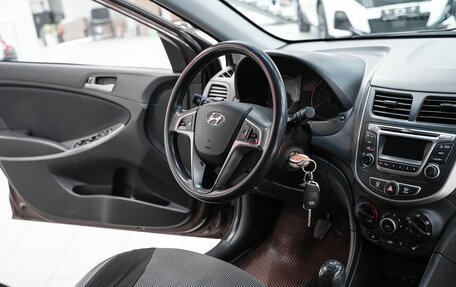 Hyundai Solaris II рестайлинг, 2014 год, 849 000 рублей, 12 фотография