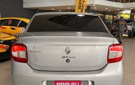 Renault Logan II, 2015 год, 430 000 рублей, 5 фотография